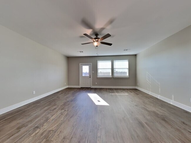 Foto del edificio - 3401 Tennessee Ave