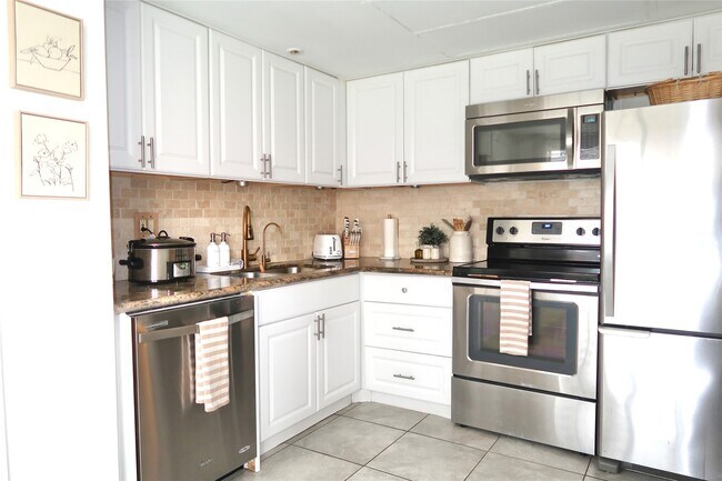 Foto del edificio - 14715 Barryknoll Ln