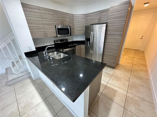 Foto del edificio - 2579 SW 81st Terrace