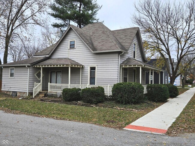 Foto del edificio - 408 S Main St