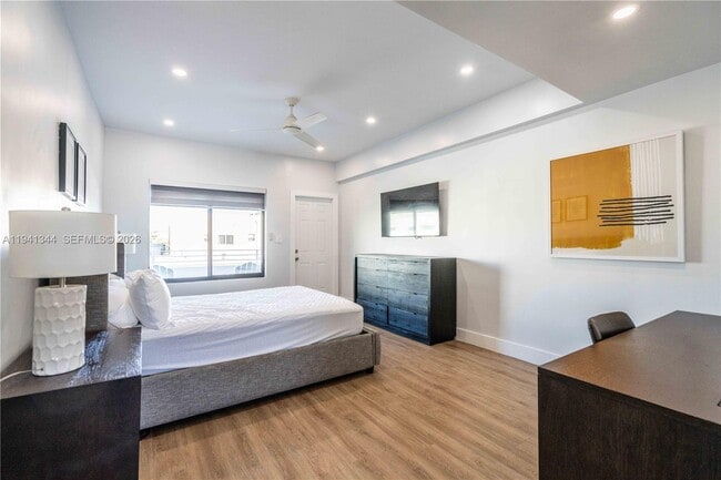 Building Photo - 1191 71st St