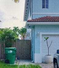 Building Photo - 14552 SW 158th Ct