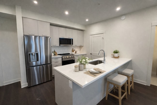 Building Photo - 5382-200 200 St