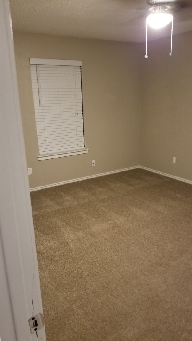 Principal - 1919 Tanglewood Dr