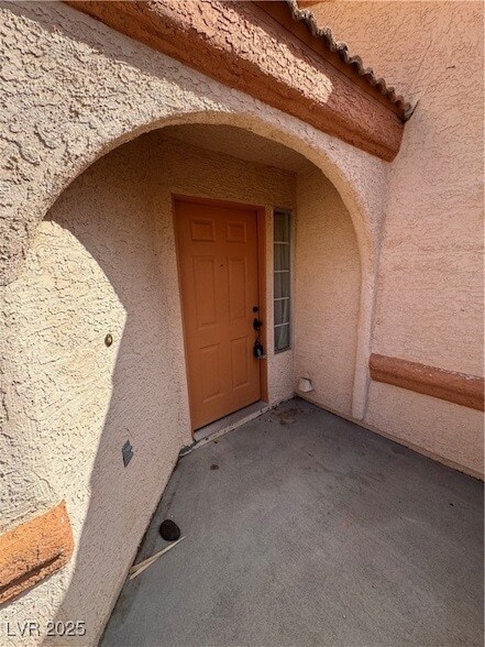 Building Photo - 270 Spring Hills Ln