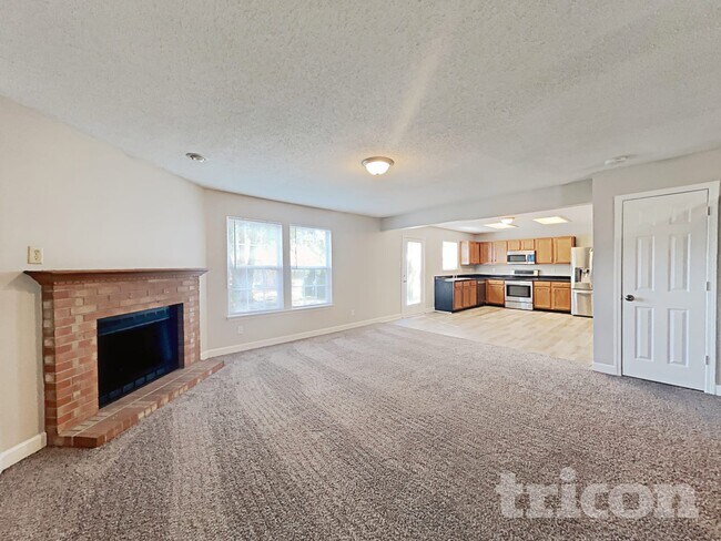 Foto del edificio - 2117 Westmere Dr