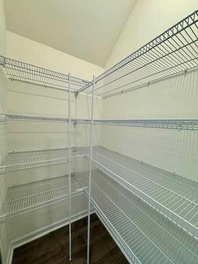 Foto del edificio - 206 Harpers Run Ln