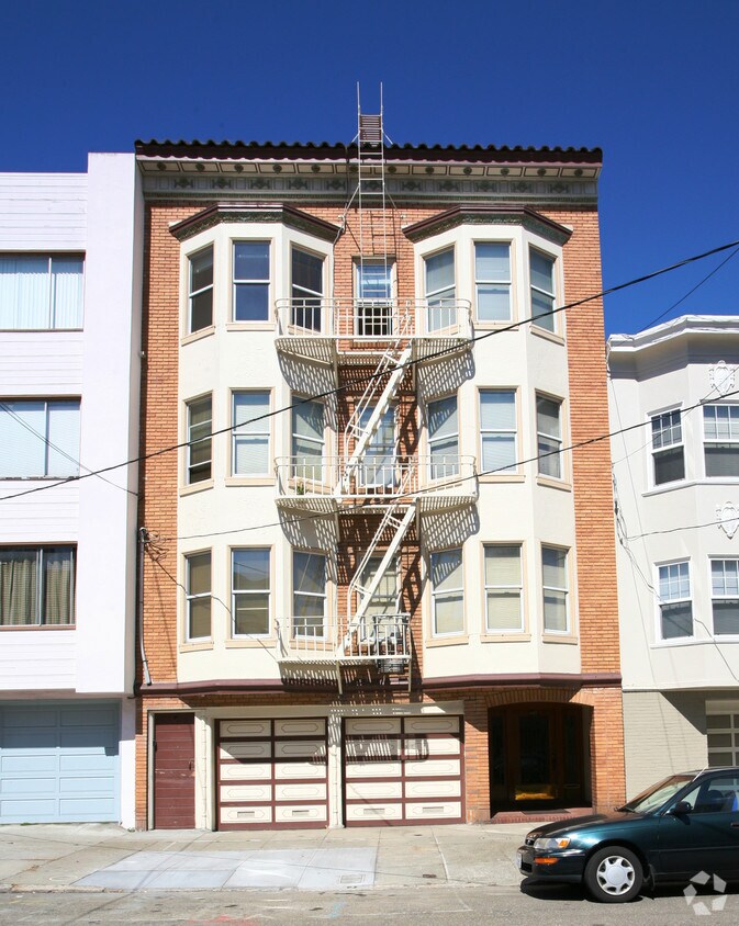 Building Photo - 443 15th Ave