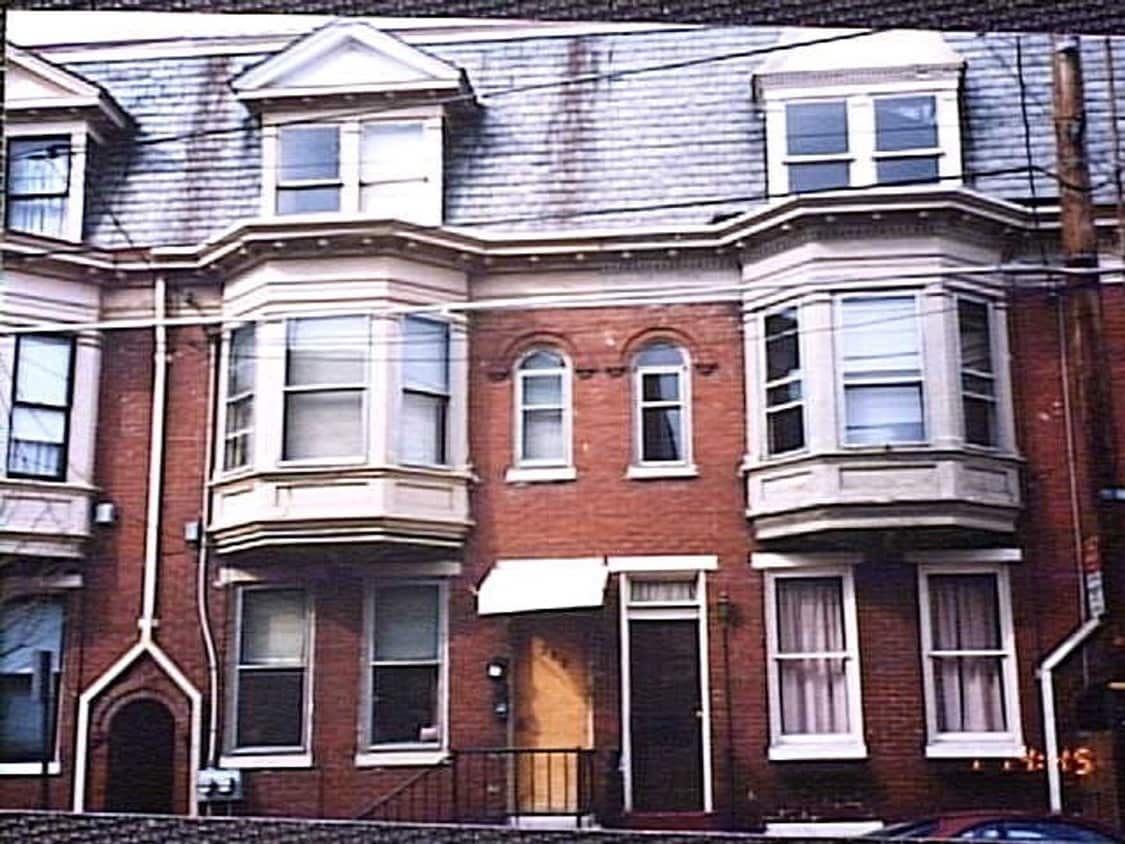Primary Photo - 349 E King St