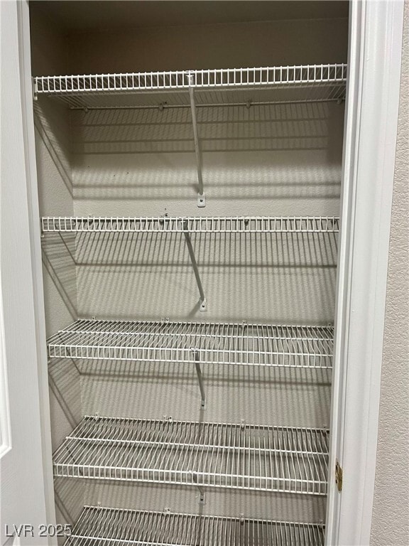 Building Photo - 231 Spectacular St