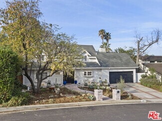 Building Photo - 4815 Adele Ct