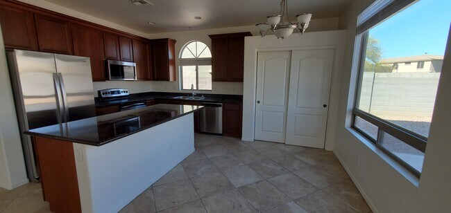 Kitchen/Dining - 3951 S Splendor Plz