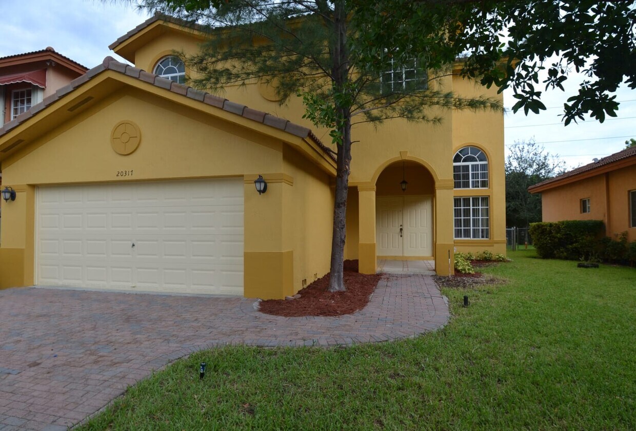 Primary Photo - 20317 SW 87th Ct