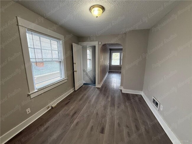 Foto del edificio - 1133 Linda Vista Ave