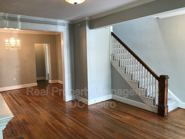 Foto del edificio - 309 9th St NE