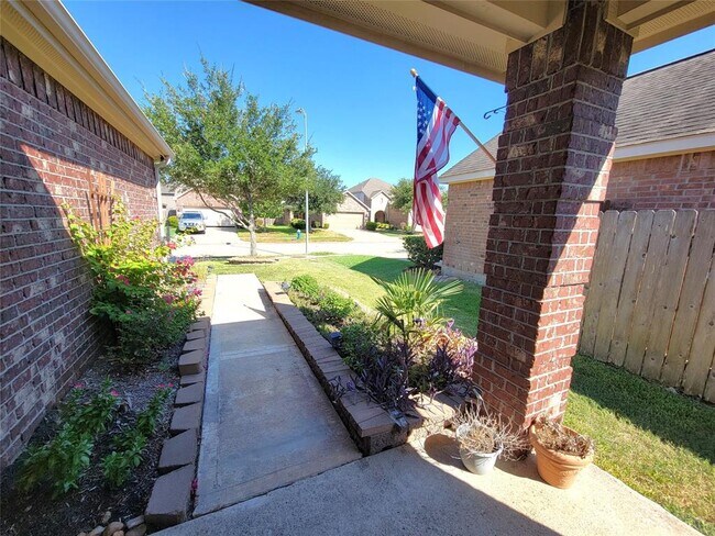Foto del edificio - 14030 Embry Stone Ln