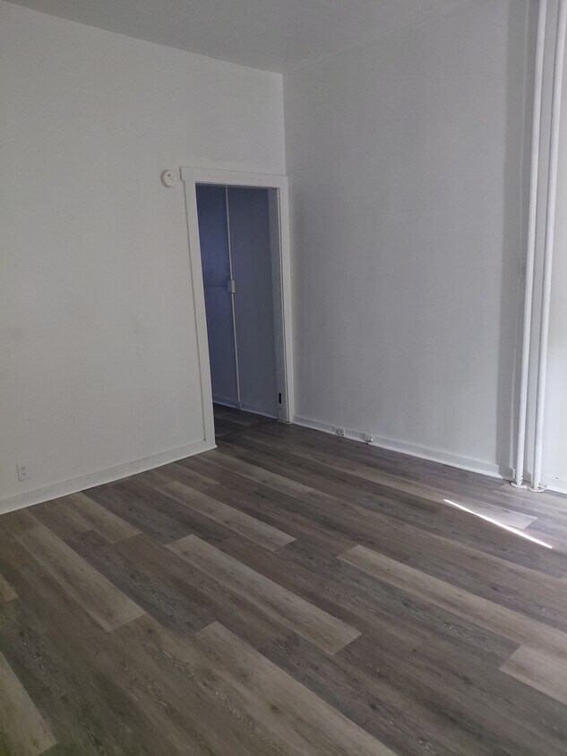 Foto del edificio - 336 N 6th St