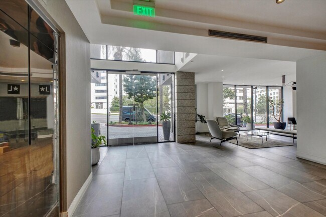 Foto del edificio - 10601 Wilshire Blvd