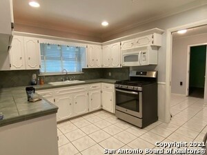 Foto del edificio - 303 Gaiety Ln