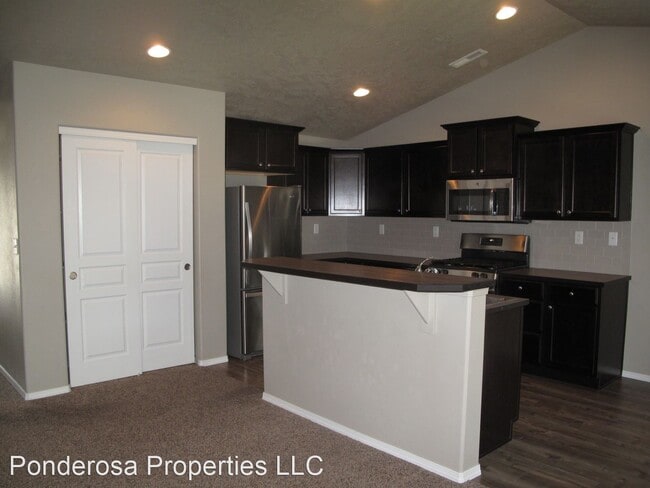 Building Photo - 3 br, 2 bath House - 1171 W HILL