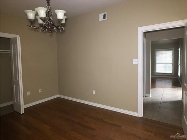 Foto del edificio - 37 San Jacinto St