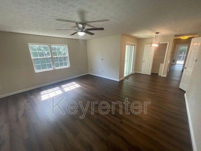 Photo - 107 Miranda Way House