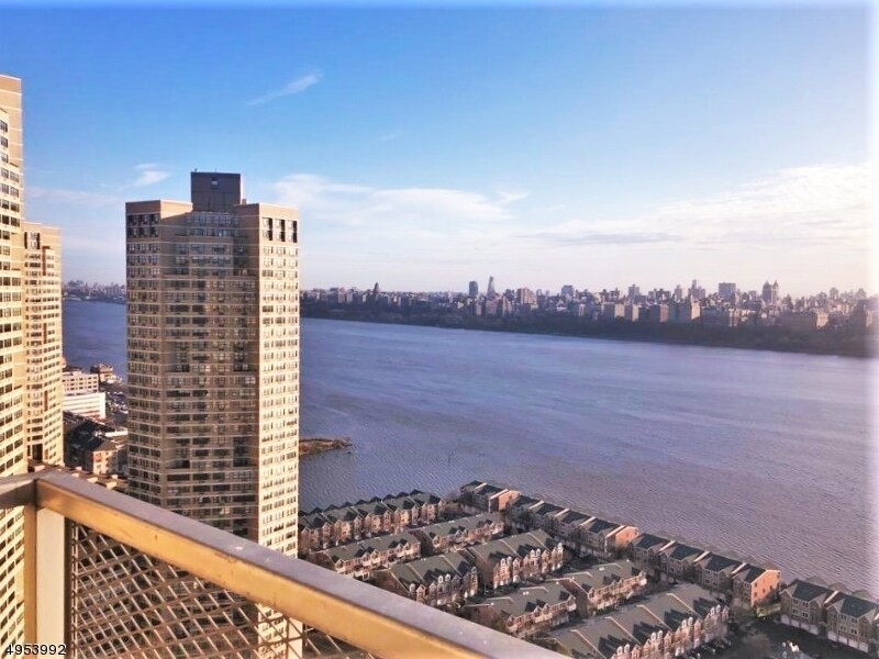 6600 JFK Blvd E Unit 22B, West New York, NJ 07093 Condo for Rent in