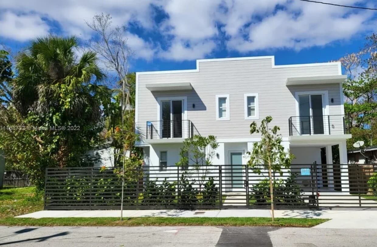 Photo - 3823 Thomas Ave (Miami, FL)