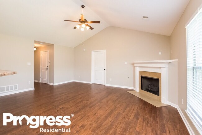 Foto del edificio - 8317 Willow Dr