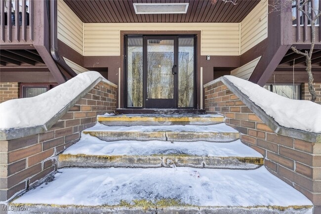 Building Photo - 27413 Westown Blvd