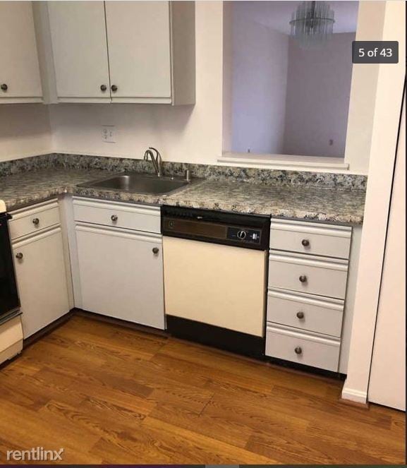 Building Photo - 4 br, 4 bath Townhome - 6946 Rockfield Rd