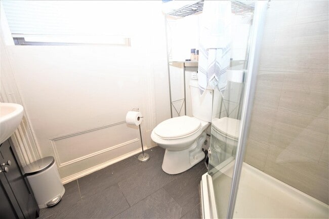 Foto del edificio - 227-229 Washington St