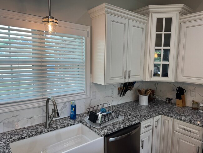 Foto del edificio - 146 Sande Ridge Ln