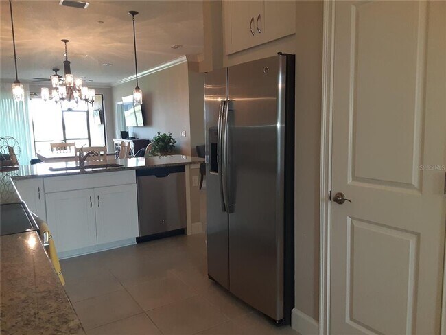 Building Photo - 13605 Messina Loop