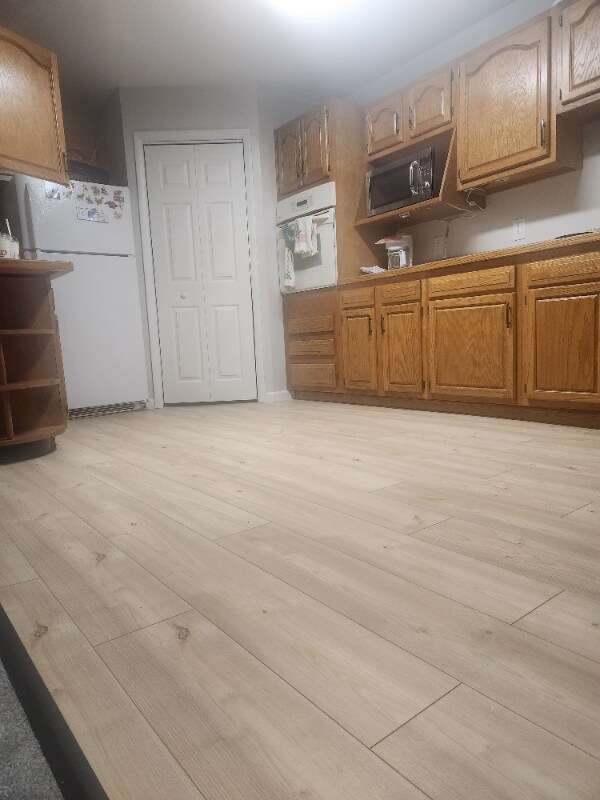 Foto del edificio - 3474 Paxton Dr