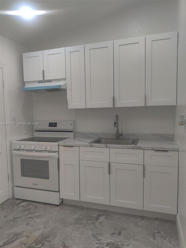 Foto del edificio - 709 NE 7th St