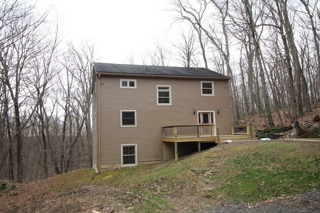 Building Photo - 38 W Mountain Ln