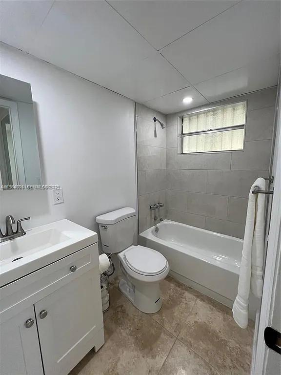 Foto del edificio - 1478 NW 1st St