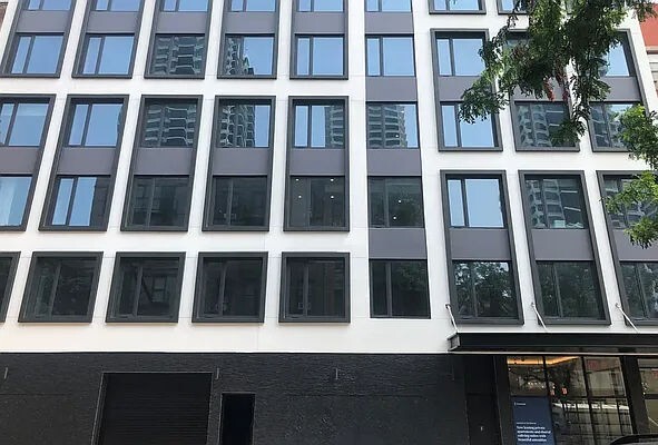 Foto del edificio - 215 E 124th St