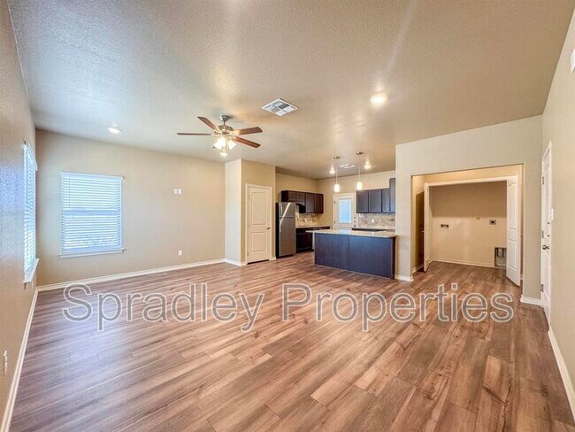 Building Photo - 1261A Jasmine Dr