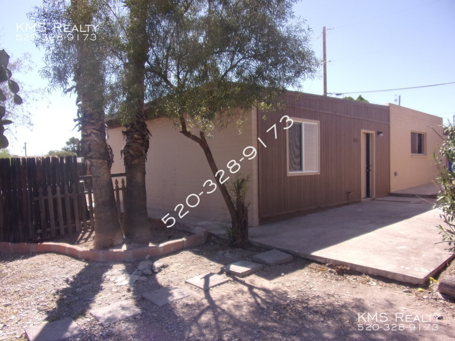 Foto principal - 3 Bedroom 1 Bath- 2830 N Fontana- OWNER/AGENT