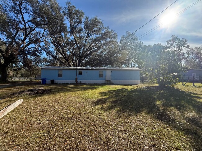 Building Photo - Beautiful 3/2 Mobile Home