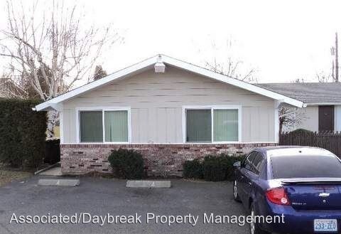Foto principal - 4804 W Chestnut Ave