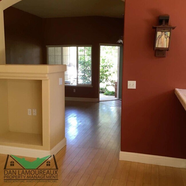 Foto del edificio - 3 br, 2 bath House - 876 Browning Circle