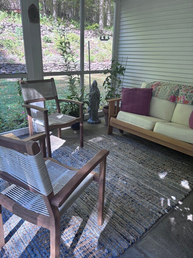 Foto principal - 19 Duncaster Ln