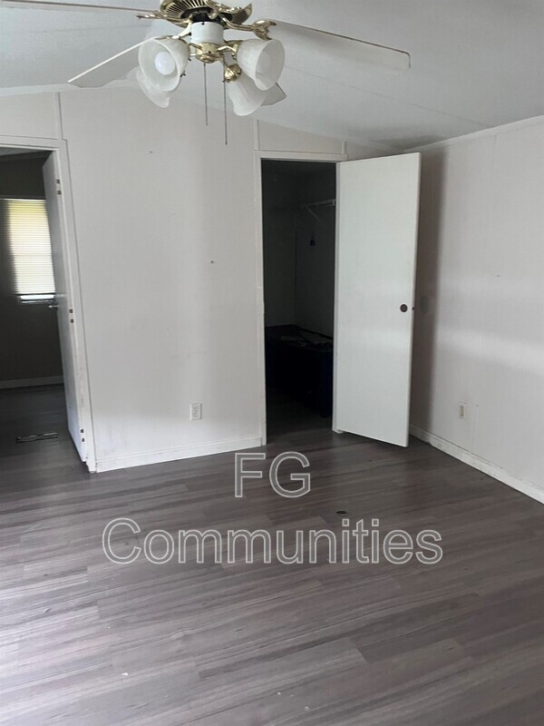 Building Photo - 1822 Willowberry Ln
