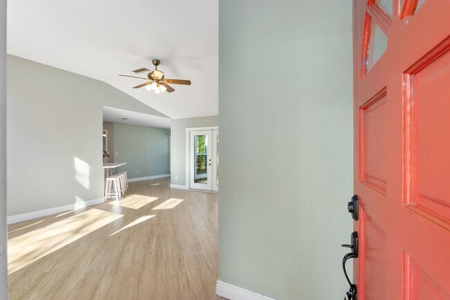 Building Photo - 6218 NW 44th Pl