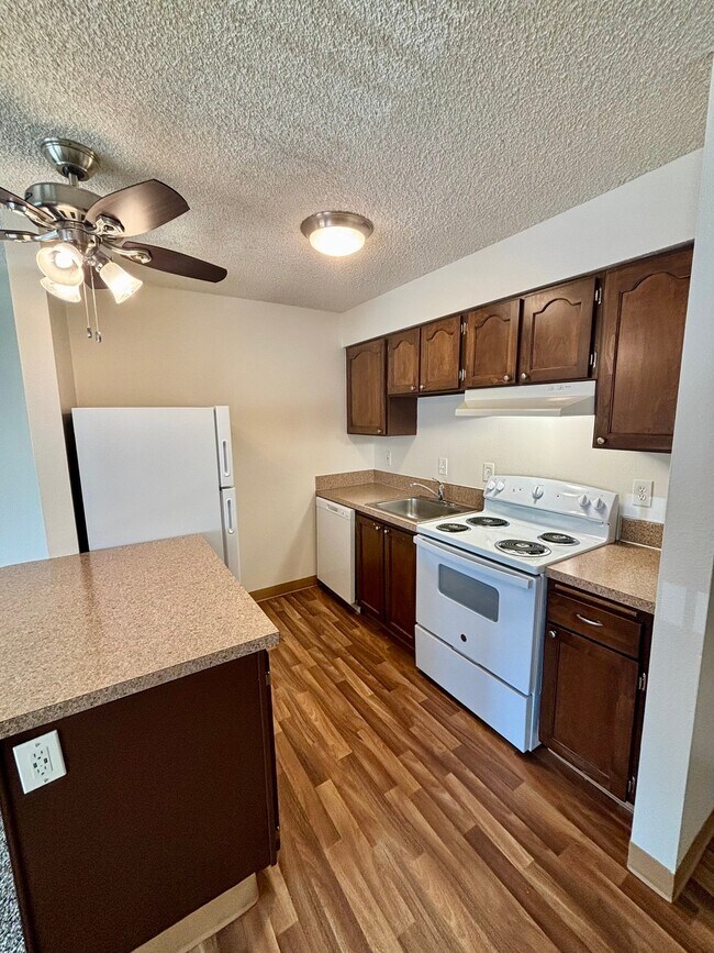 Foto del edificio - 3950 SW 102nd Ave