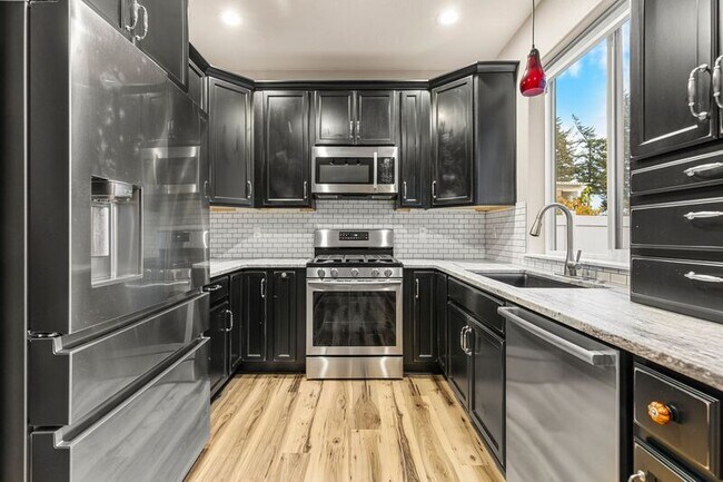 Foto del edificio - 18438 SE Stephens St