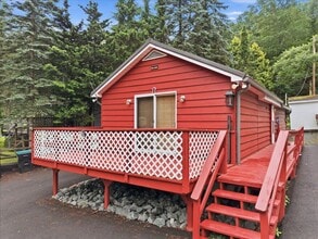Building Photo - 107 Apple Dr